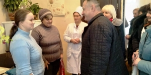 03 грудня, з нагоди відзначення Всесвітнього Дня людей з обмеженими можливостями у Фастівському районі було проведено акції для громадян, які знаходяться у стаціонарних відділеннях сіл/