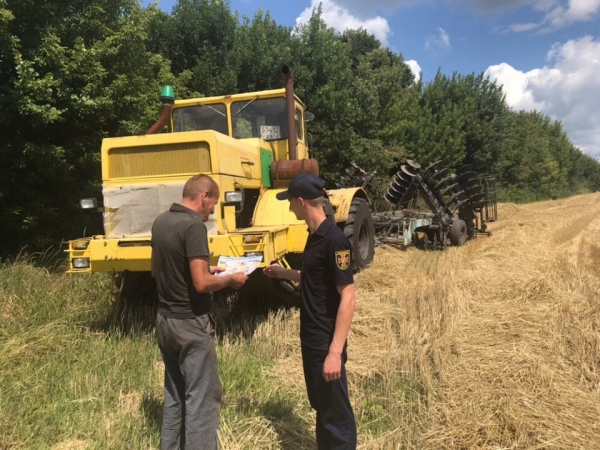 19 липня рятувальники Фастівського району провели рейд місцями збору урожаю.