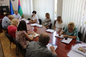 09 вересня голова адміністрації Василь Кравченко провів оперативну нараду із керівниками структурних підрозділів РДА, установ та організацій району.