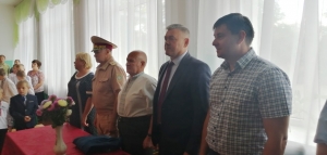 04 вересня в Триліському ЗЗСО І-ІІІ ступенів урочисто пройшла щорічна конференція шкільної козацької сотні ім. Богдана Олександренка та перші установчі уроки.