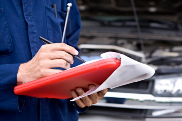 В Україні зміняться документи про техогляд авто. Їх зможуть зчитувати пристрої МВС