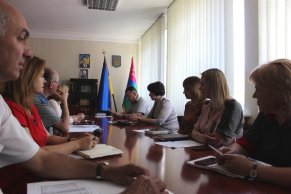 20 травня виконуючий обов'язки голови Фастівської райдержадміністрації Юрій Волков провів апаратну нараду із начальниками структурних підрозділів РДА