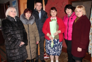 Маму загиблого героя привітали з днем народження