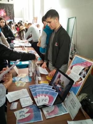 Проведено &laquo;Ярмарок професій&raquo;